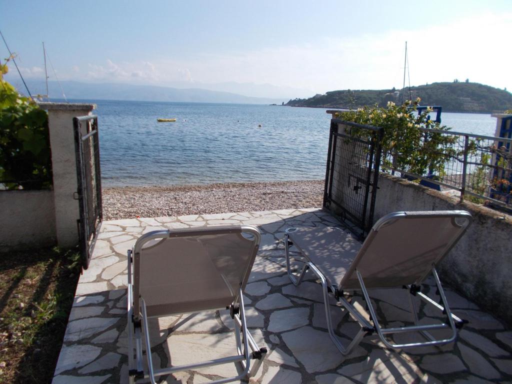 Eva apartments, Kassiopi, Imerolia, Garden by the sea 5
